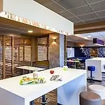 Ibis Budget Marne La Vallee Combault Hotel 2*