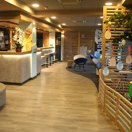 Ibis Budget Marne La Vallee Combault Hotel 2*