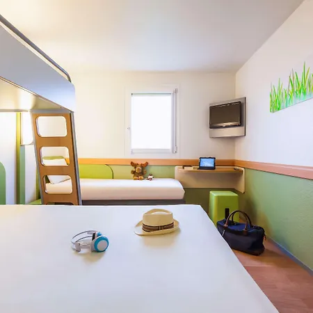 Ibis Budget Marne La Vallee Combault 2*