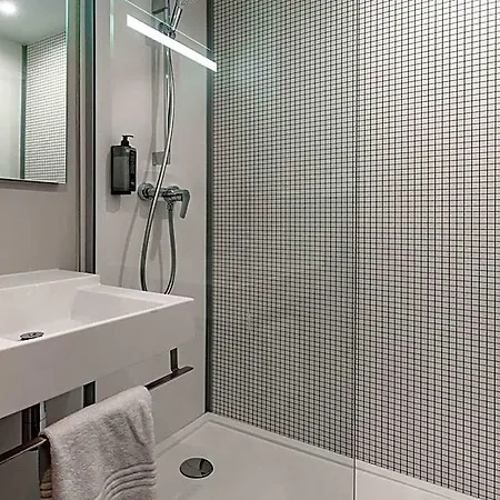 Ibis Budget Marne La Vallee Combault Hotel