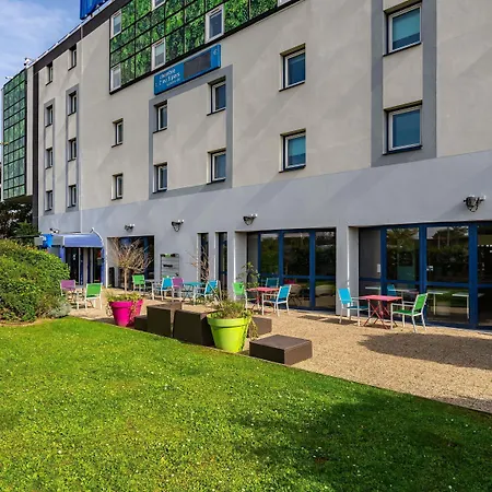 호텔 Ibis Budget Marne La Vallee Combault 2*